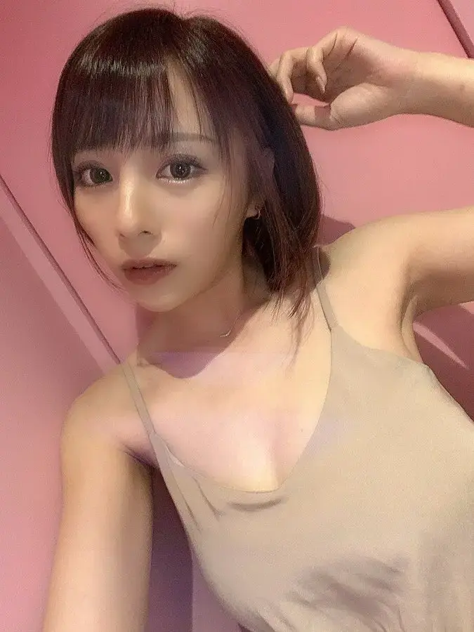 伊藤舞雪(Mayuki Ito)个人资料简介及作品写真图片(图3)